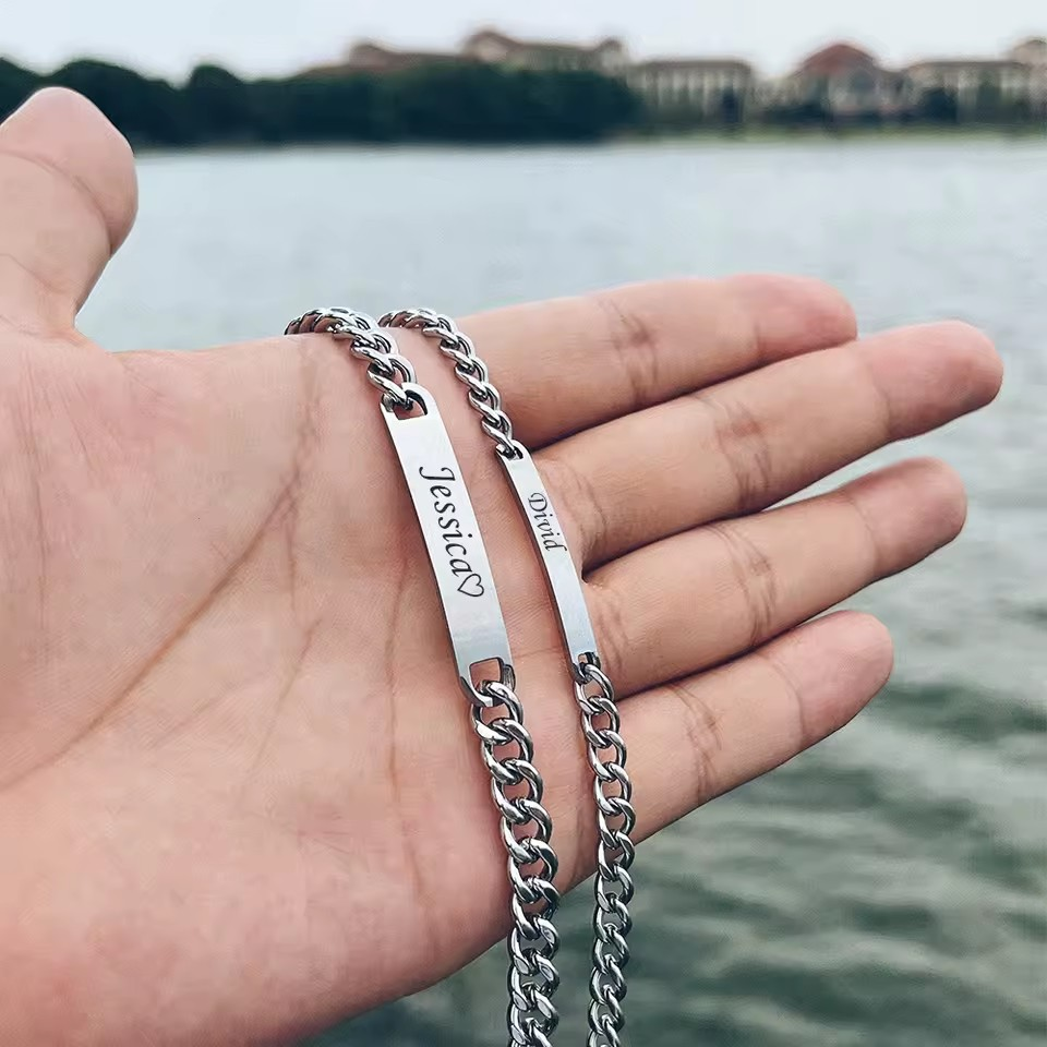 Endless Love - Engraved Bracelets with Rose Box - Rose Gold